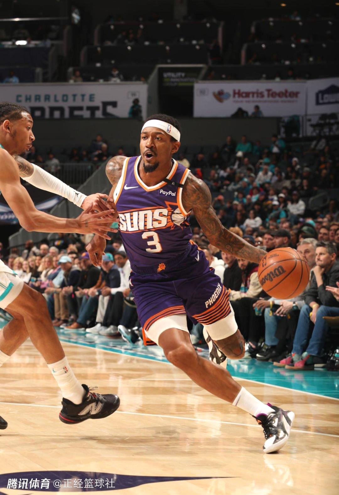 黄蜂队在决赛中实现逆袭连胜