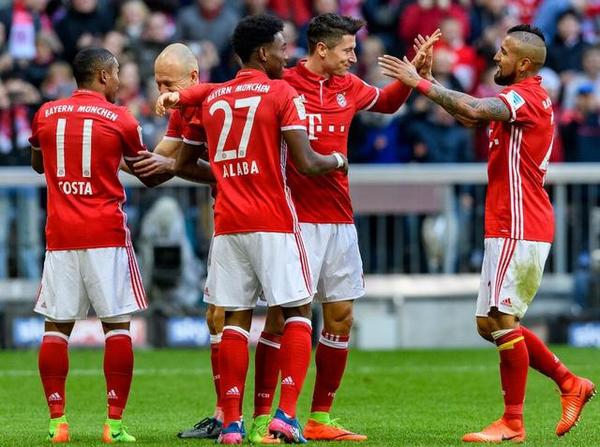 包含巴西鏖战多特蒙德,罗本完成帽子戏法的词条 包含巴西鏖战多特蒙德,罗本完成帽子戏法的词条