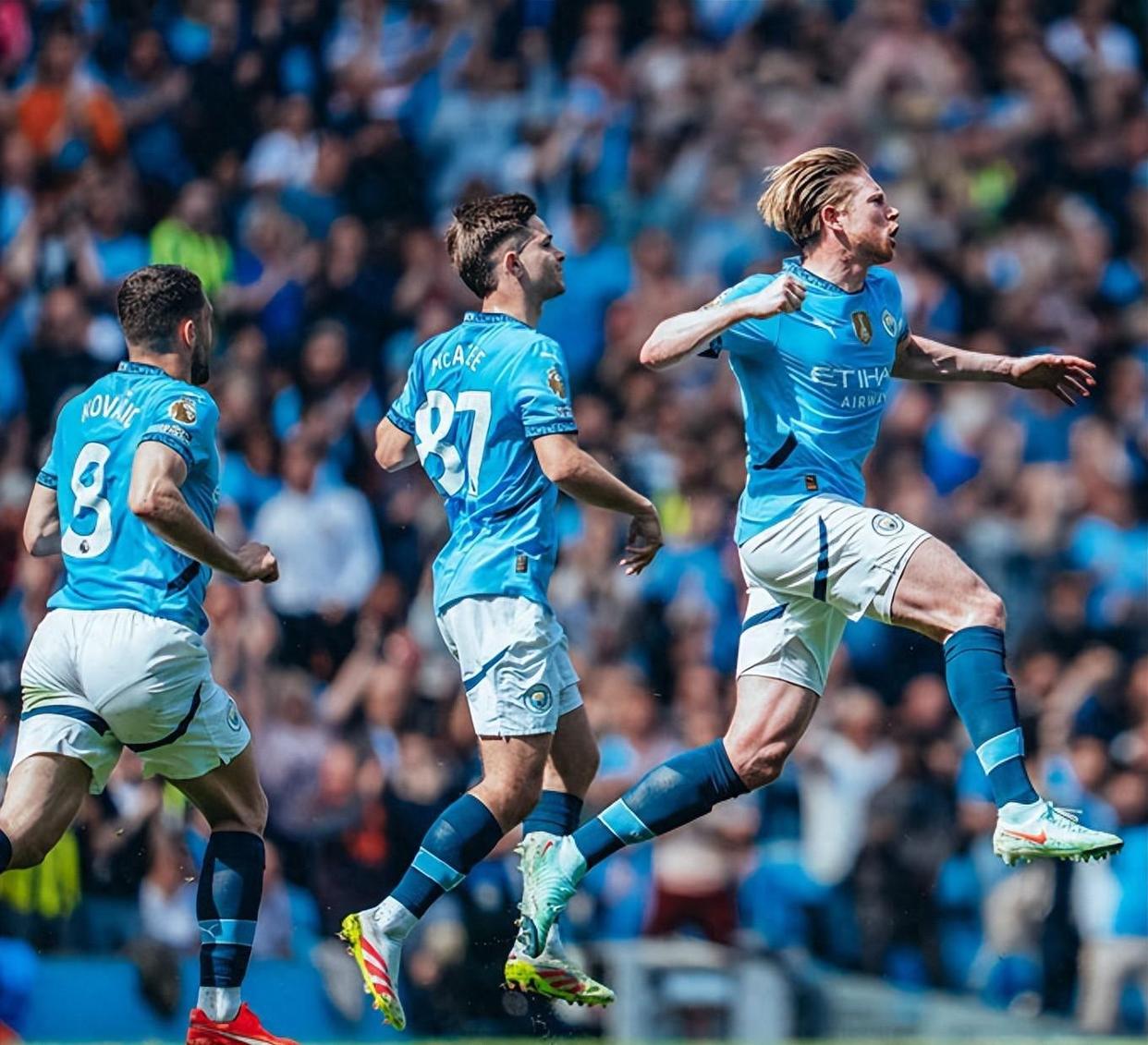 曼城横扫比利时，德布劳内刷新纪录