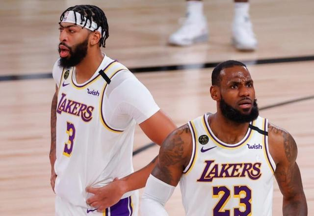 汉堡主场失利,排名继续下滑的简单介绍 汉堡主场失利,排名继续下滑的简单介绍