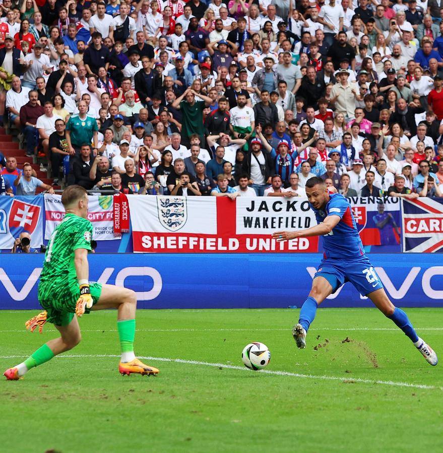 斯洛伐克队:备战欧洲杯资格赛,锐意进取的简单介绍 斯洛伐克队:备战欧洲杯资格赛,锐意进取的简单介绍