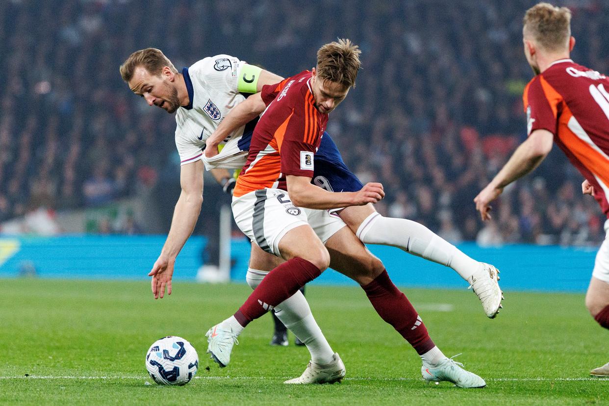 关于拉脱维亚队在比赛中展现团结力量迎风而上的信息 关于拉脱维亚队在比赛中展现团结力量迎风而上的信息