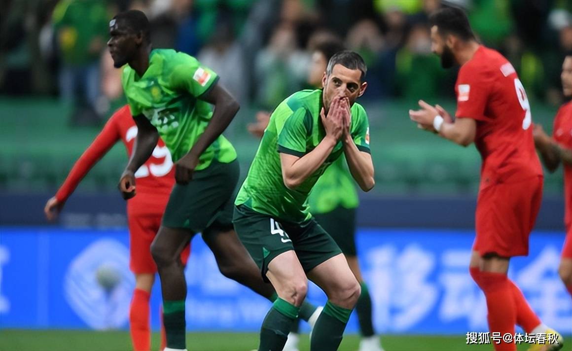 科隆球队临危受命,豪取三分 科隆球队临危受命,豪取三分