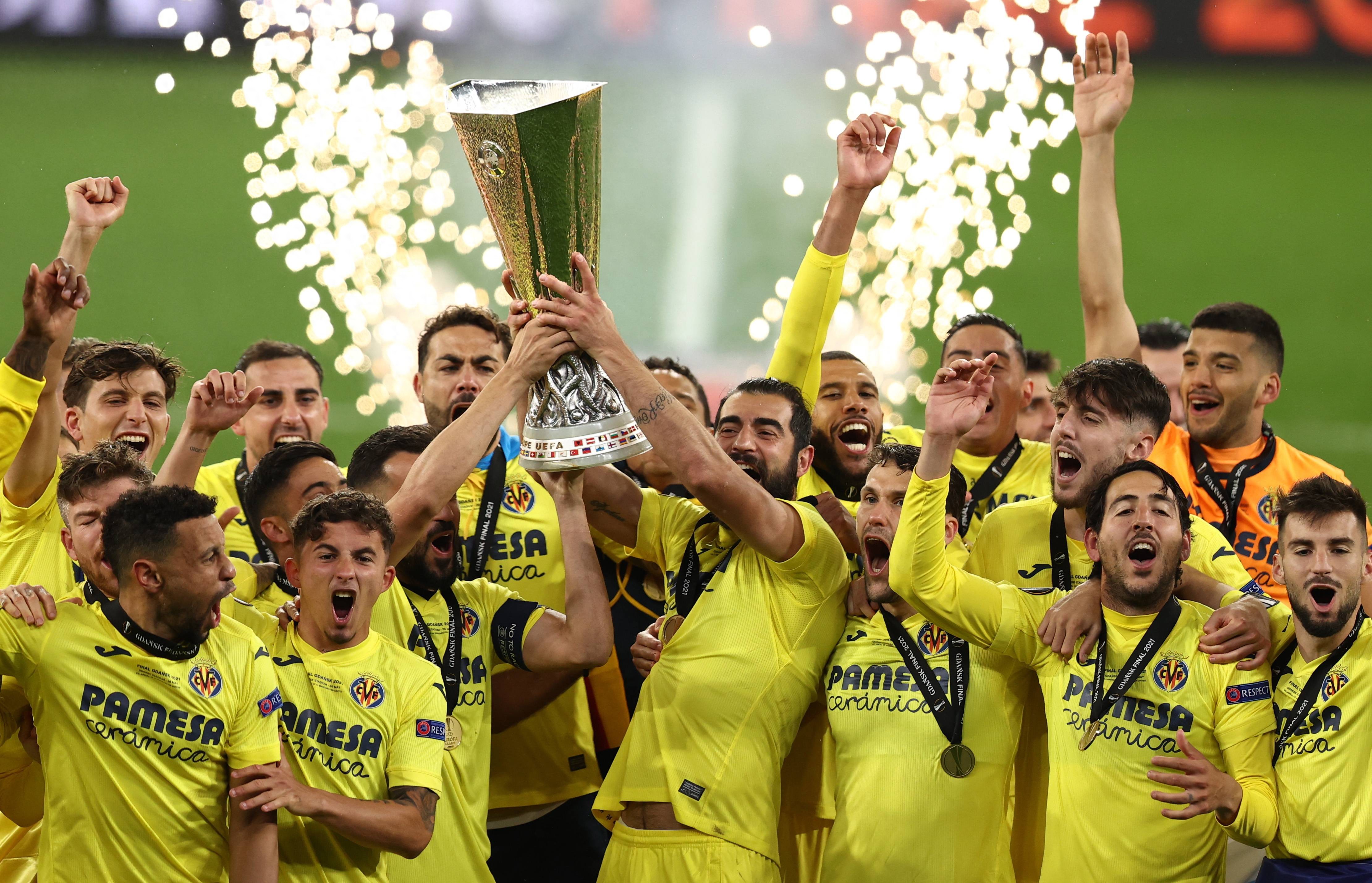 包含欧洲杯赛风云突变，球队实力悬殊引发关注的词条