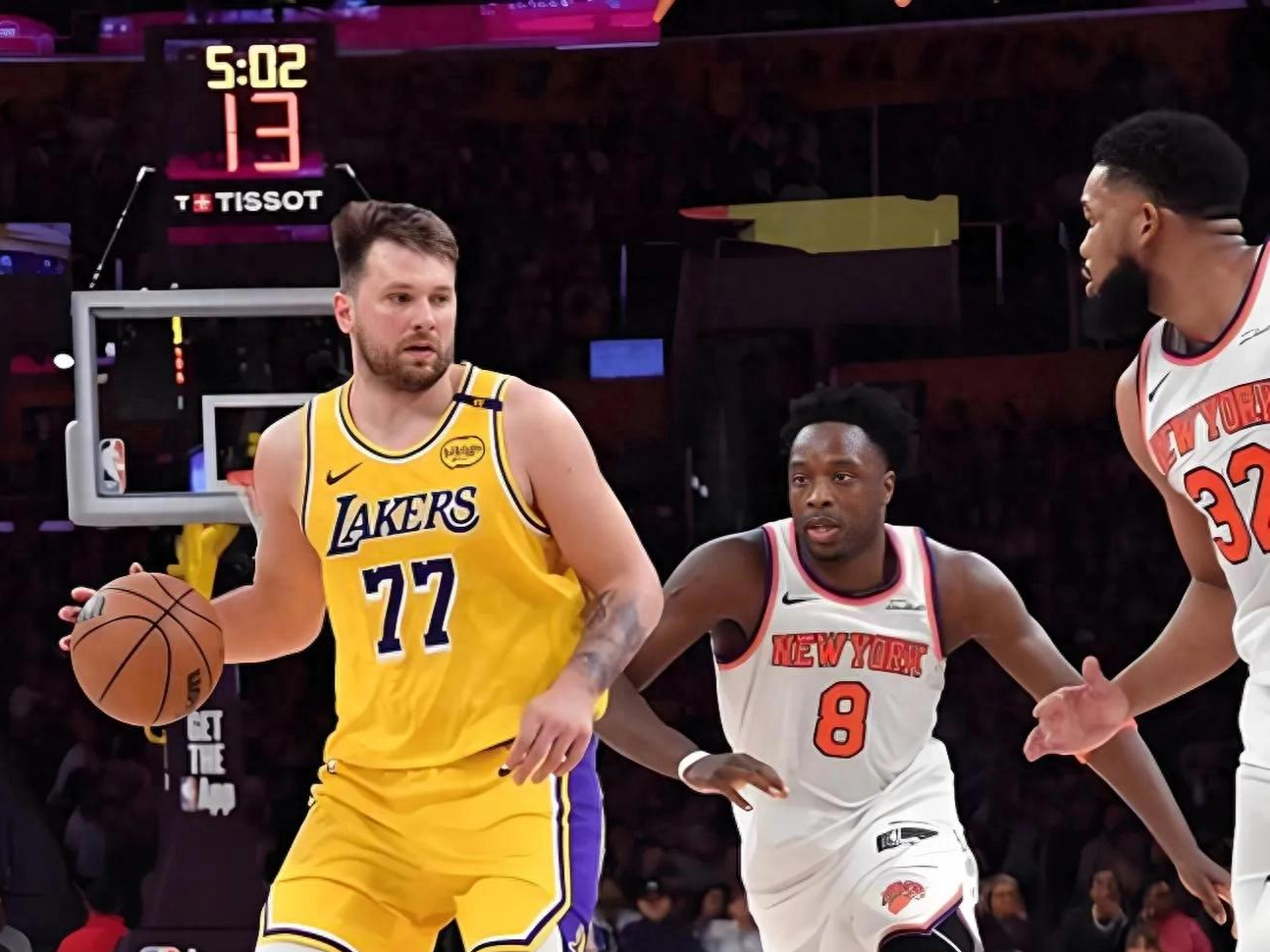 关于国王险胜湖人，克莱高光表现的信息