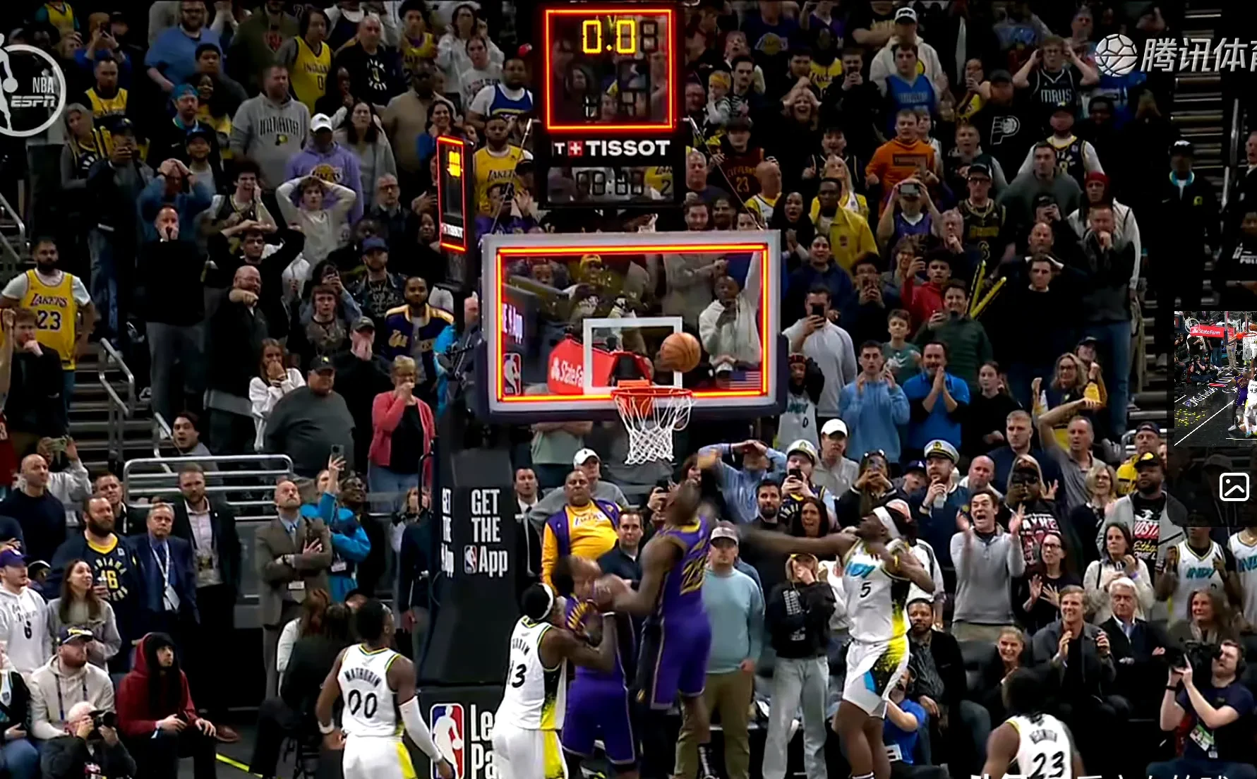 魔术翻盘北京队,詹姆斯带队取胜 魔术翻盘北京队,詹姆斯带队取胜