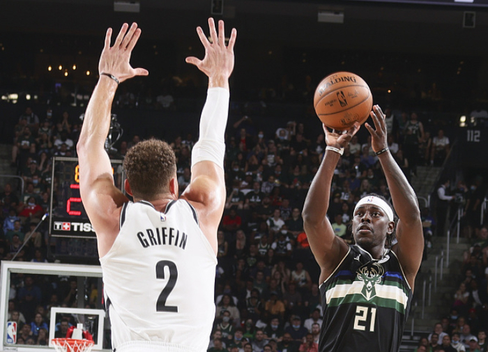 骑士后场连追两局,力挽狂澜取得胜利 骑士后场连追两局,力挽狂澜取得胜利