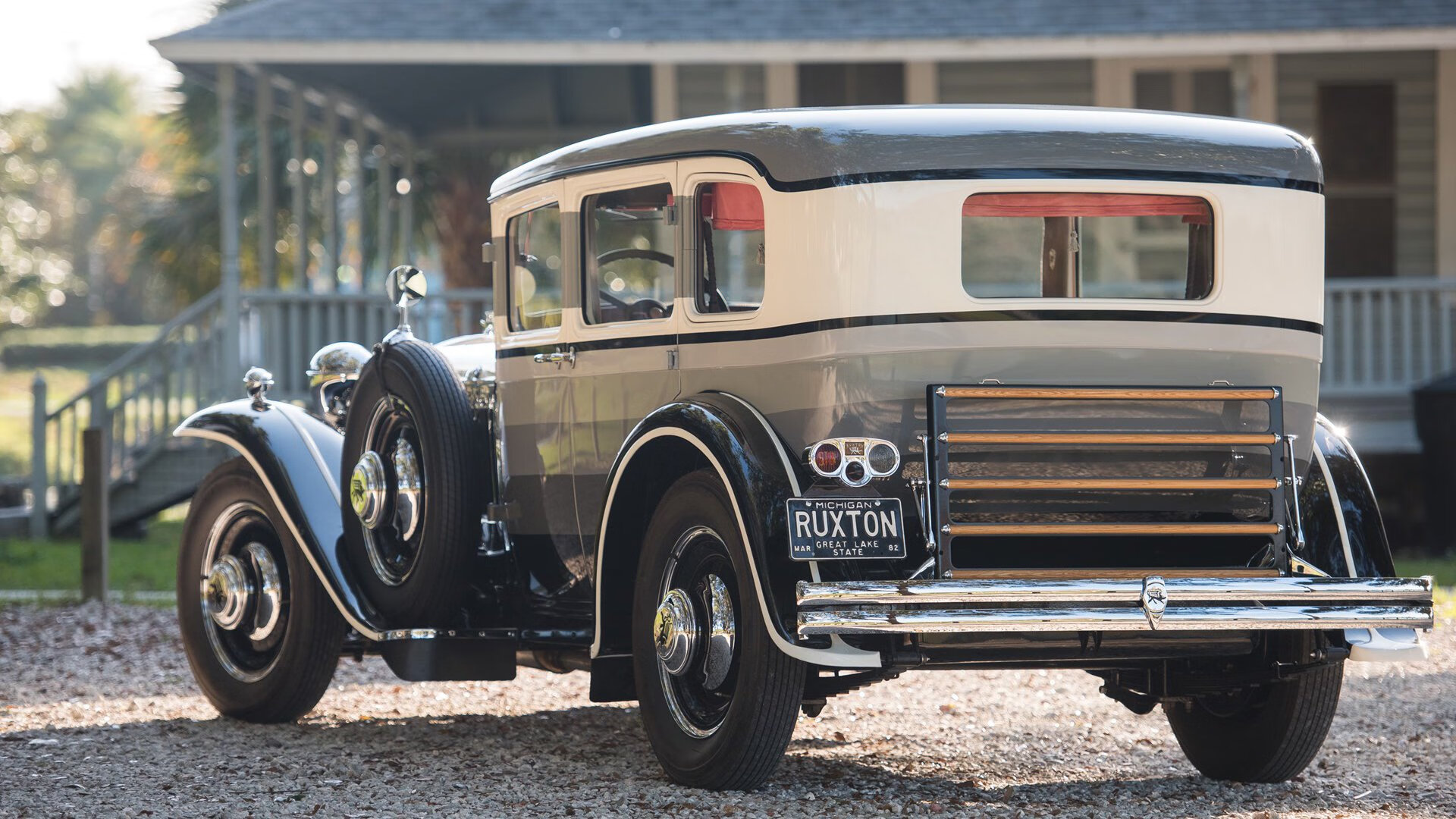 亚洲之光击穿北欧铁壁，孙兴慜彻底打爆防线，伊拉克淘汰瑞典的战术启示